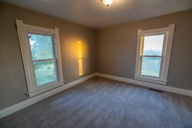 $479,000 | 27940 Indianapolis Road, Paola, KS 66071