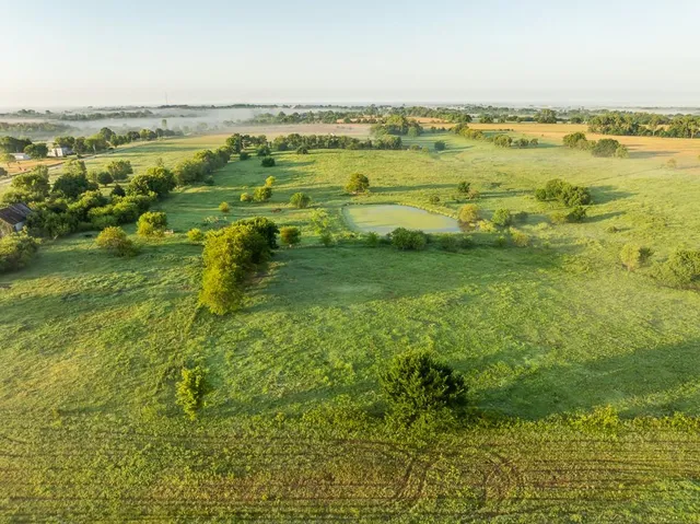 $479,000 | 27940 Indianapolis Road, Paola, KS 66071