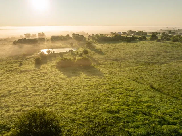 $479,000 | 27940 Indianapolis Road, Paola, KS 66071