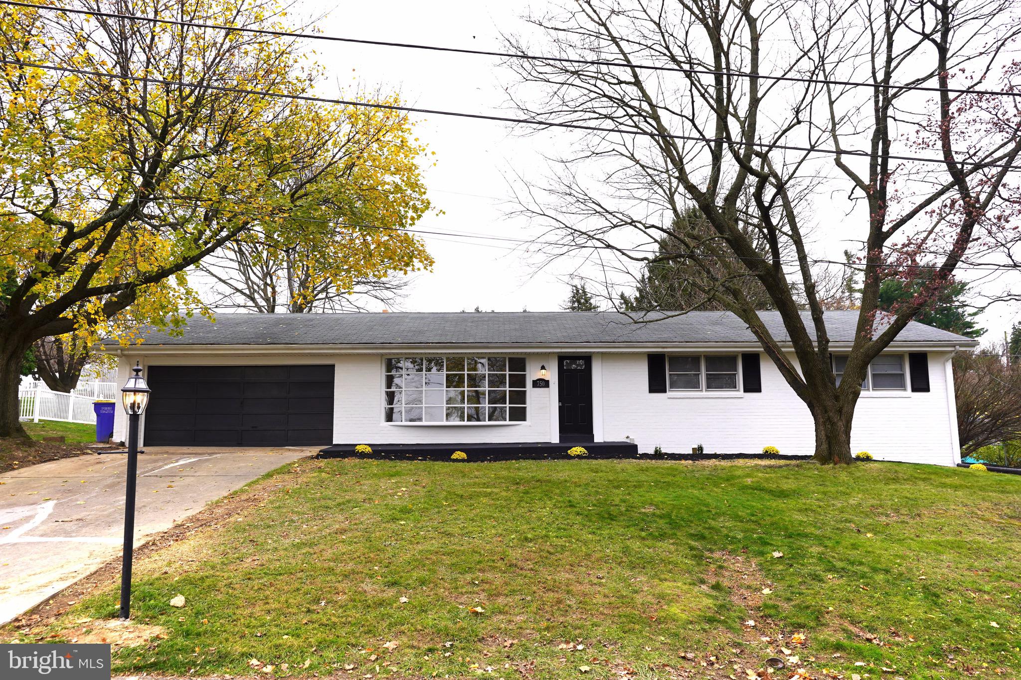750 Hillcrest Road York, PA 17403 - Photo 1 of 34 Gallery Image 1