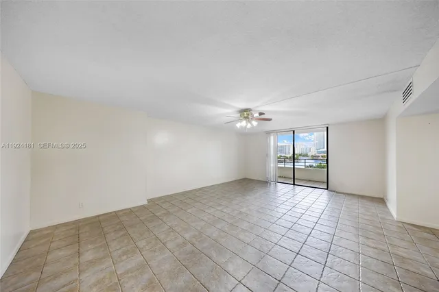 $2,400 | 500 Three Islands Boulevard, Unit 117, Hallandale Beach, FL 33009