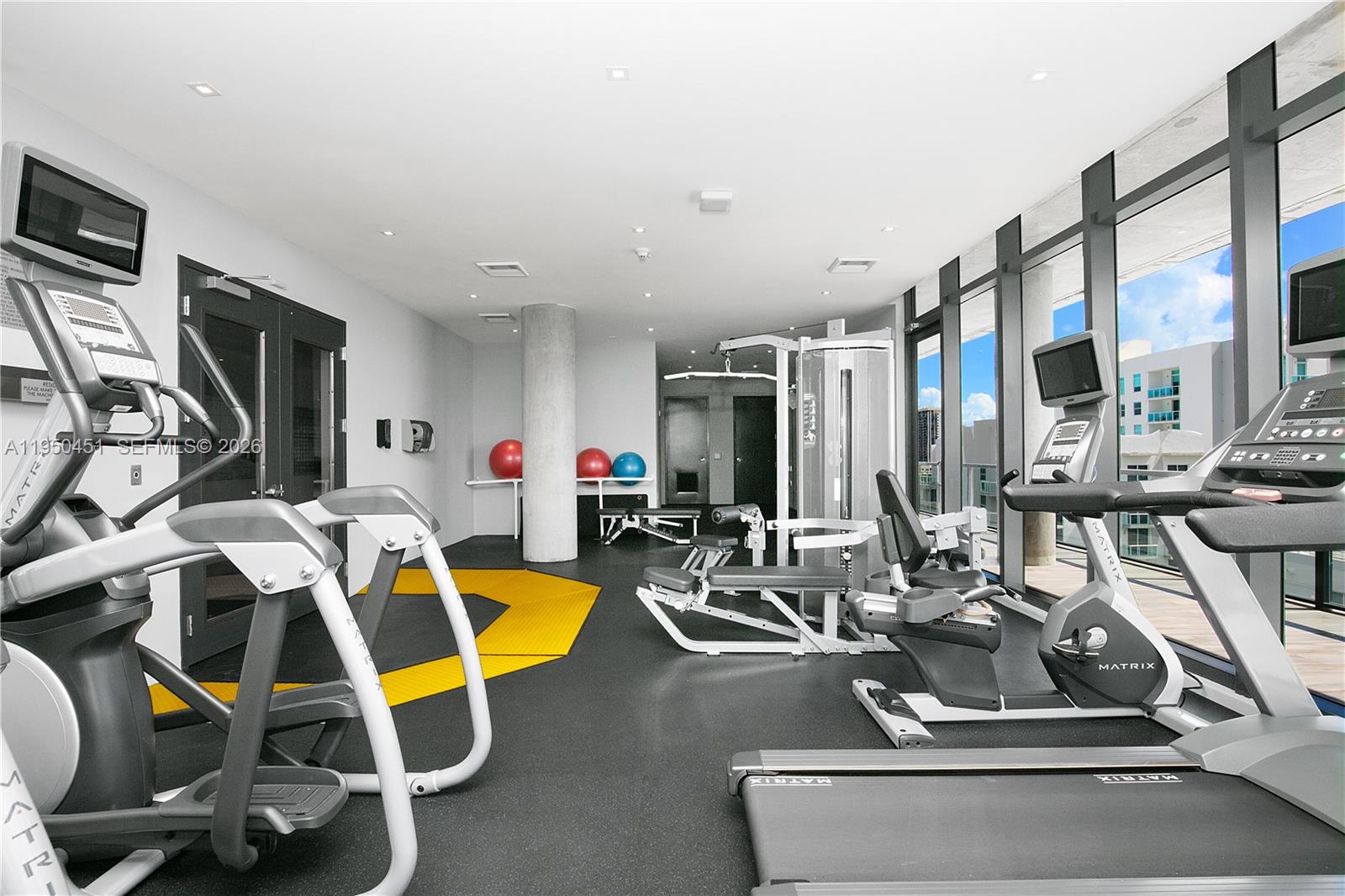 201 Southwest 17th Road, Unit 303 Miami, FL 33129 - Photo 32 of 35