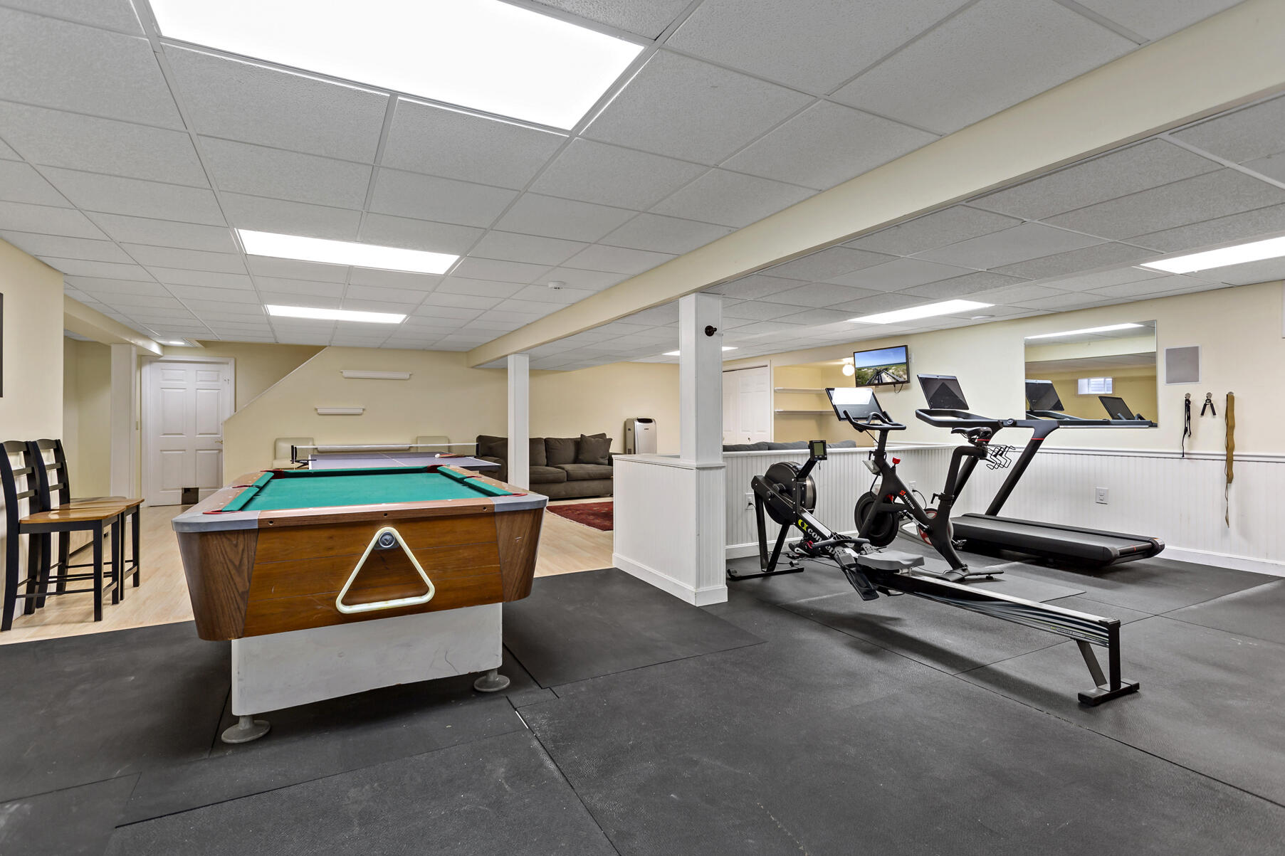 442 Bay Lane Centerville, MA 02632 - Photo 36 of 36 a view of a room with gym equipment