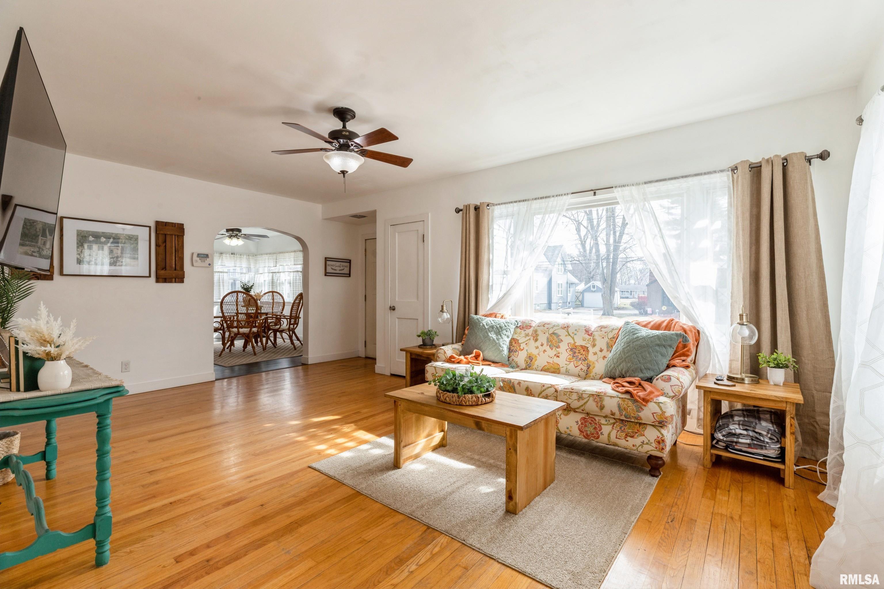 1108 West Main Street Thomson, IL 61285 - Photo 6 of 16