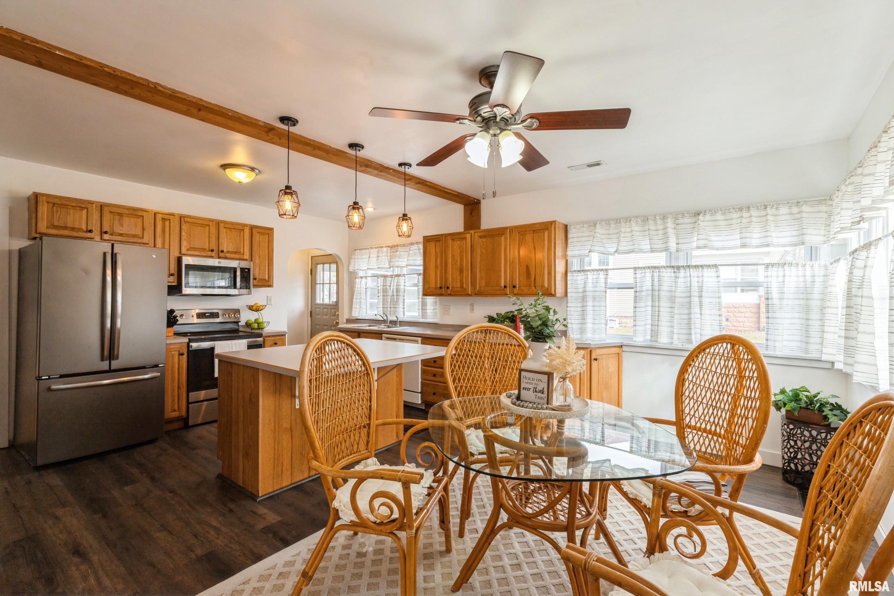 1108 West Main Street Thomson, IL 61285 - Photo 8 of 16