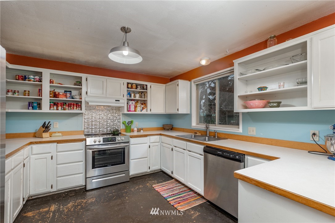340 West Sleeper Road Oak Harbor, WA 98277 - Photo 12 of 40 Gallery Image 12