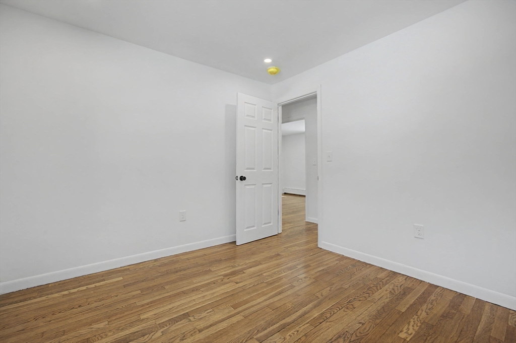 12 Davis Road Merrimack, NH 03054 - Photo 22 of 31