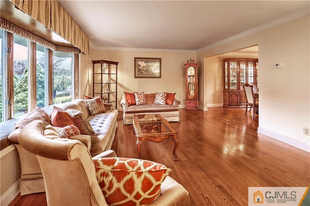 23 Winterberry Circle Piscataway, NJ 08854 - Photo 6 of 29 a living room with furniture and wooden floor