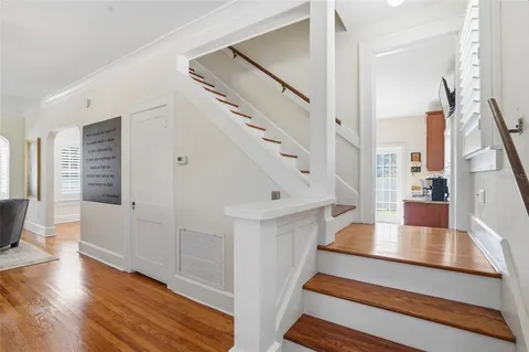$995,000 | 126 22nd Avenue Northeast, St. Petersburg, FL 33704
