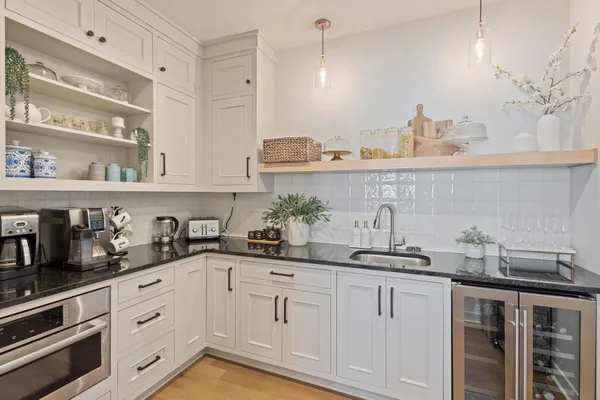 $3,565,000 | 165 Mound Avenue, Excelsior, MN 55331