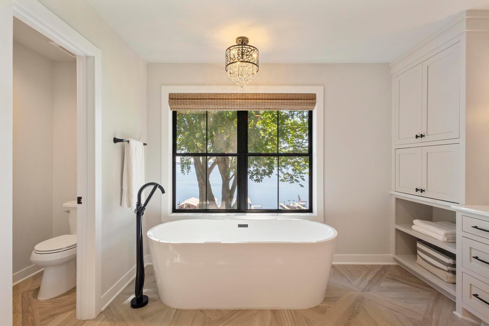 165 Mound Avenue Excelsior, MN 55331 - Photo 25 of 60