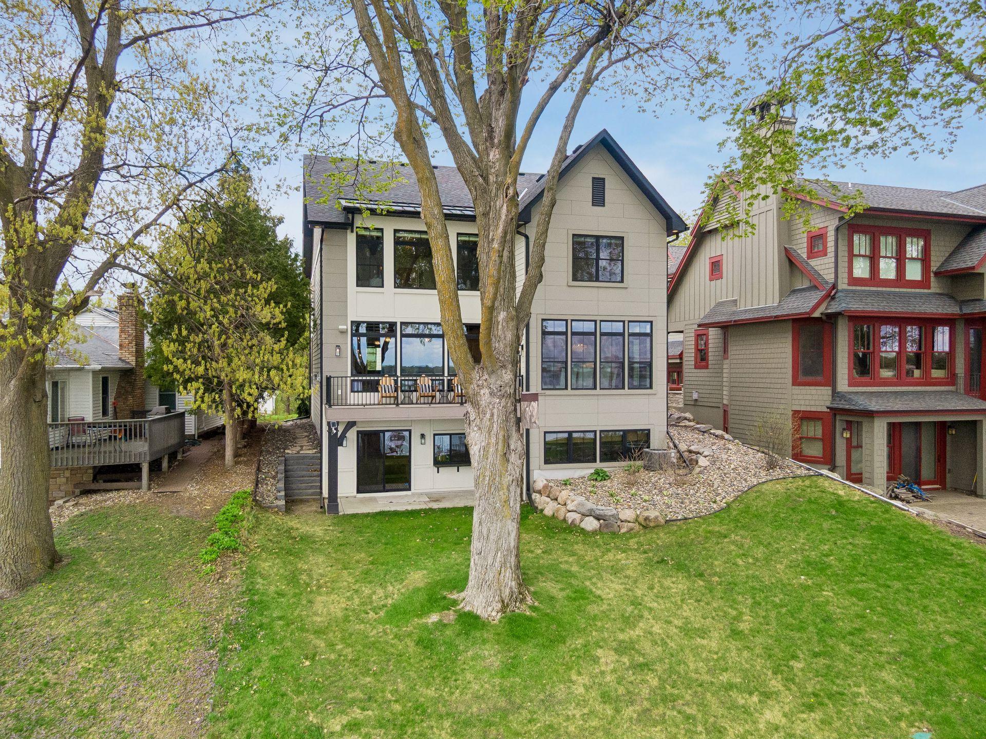 165 Mound Avenue Excelsior, MN 55331 - Photo 4 of 80