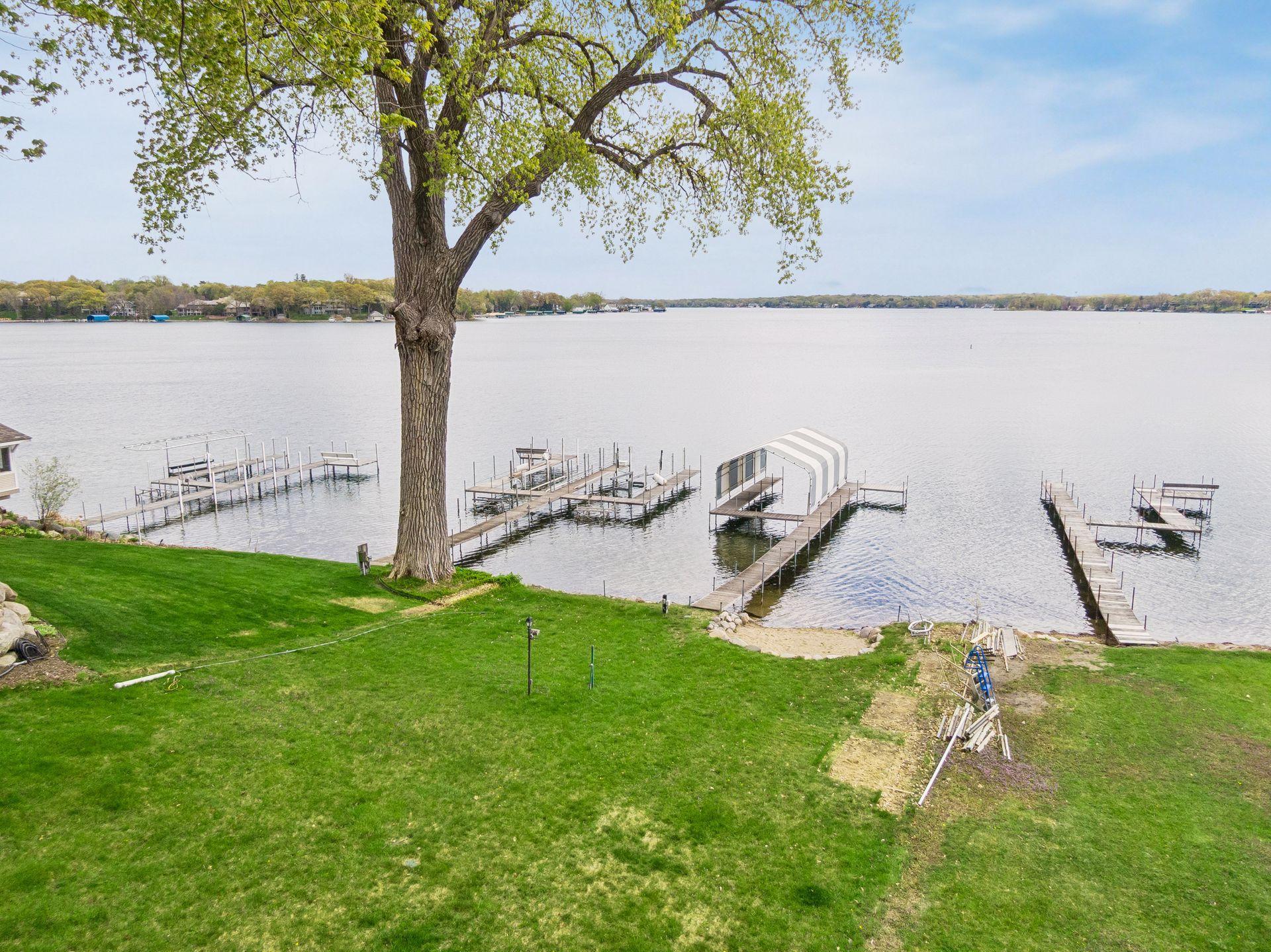 165 Mound Avenue Excelsior, MN 55331 - Photo 7 of 80