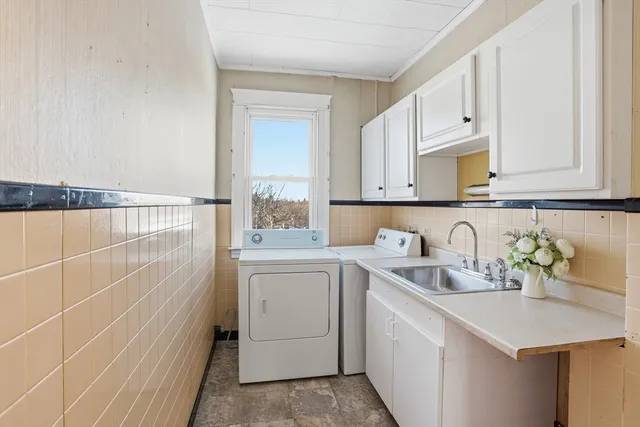 $539,900 | 53 Collins Street, Worcester, MA 01606