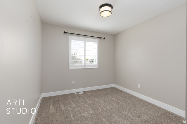 704 West Vahe Street Draper, UT 84020 - Photo 19 of 35 Upstairs bedroom
