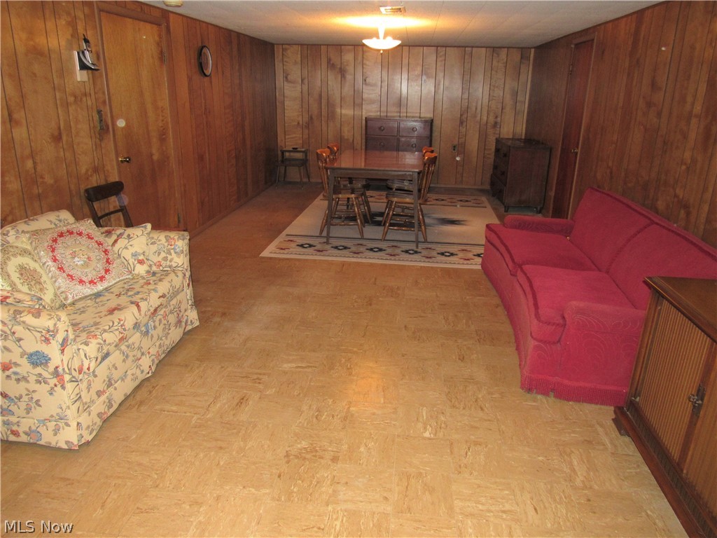 6890 York Road Parma Heights, OH 44130 - Photo 9 of 13
