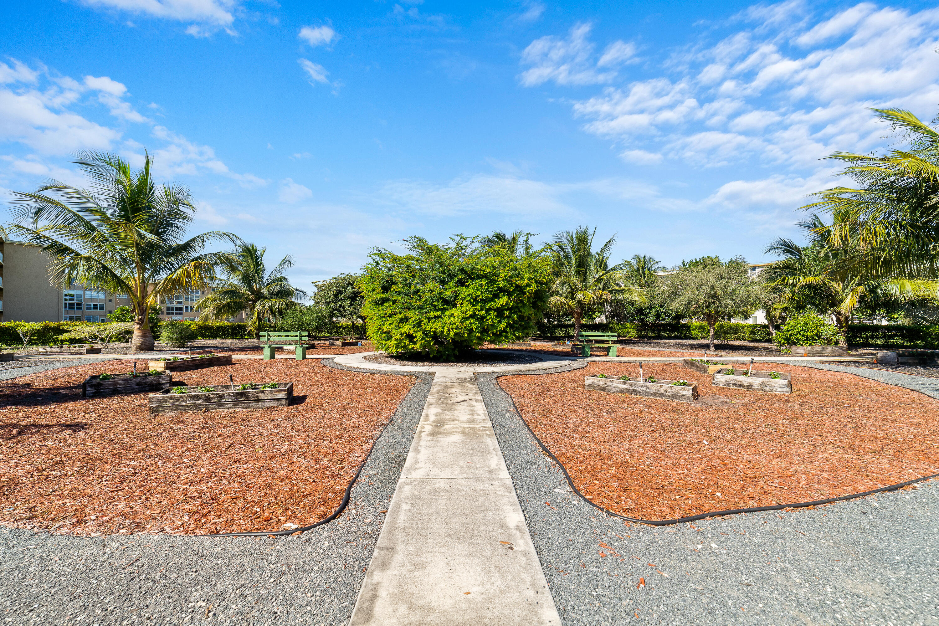 230 Northeast 26th Avenue, Unit 3020 Boynton Beach, FL 33435 - Photo 39 of 44 a view of outdoor space