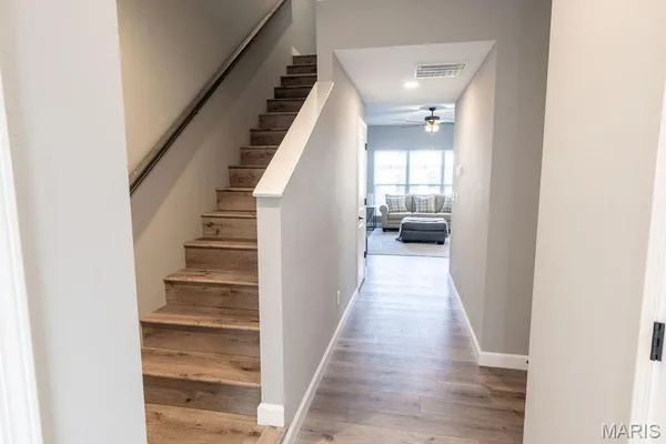 $2,100 | 105 Copper Oaks Court, Unit C, Mascoutah, IL 62258