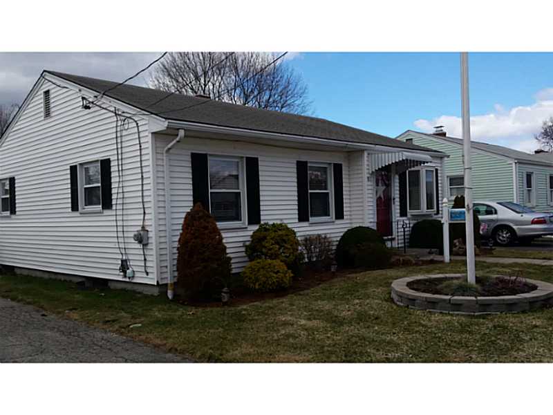 81 Rocco Avenue Pawtucket, RI 02860 - Photo 3 of 17 Exterior Front.