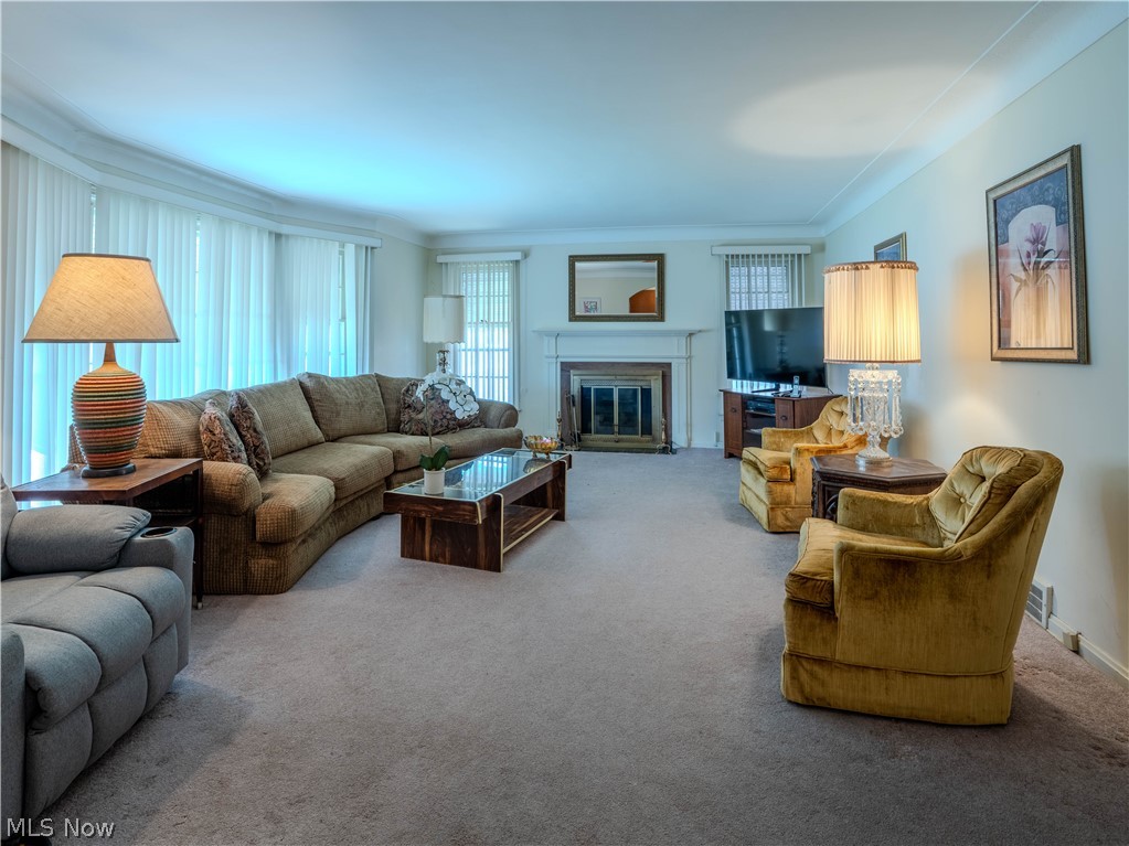 13699 Cedar Road Cleveland, OH 44118 - Photo 6 of 49