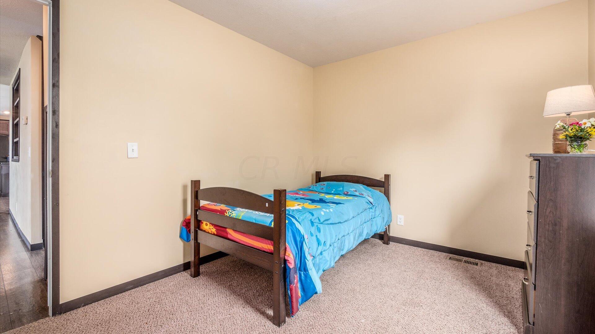 6514 Gratiot Road Southeast Heath, OH 43056 - Photo 25 of 34 27-z 6514 Gratiot Rd075