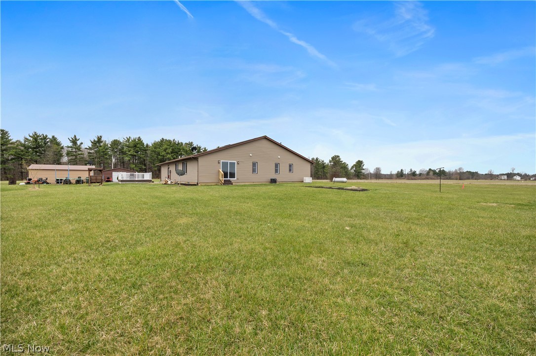 36220 Neff Road Grafton, OH 44044 - Photo 42 of 50 View of green lawn