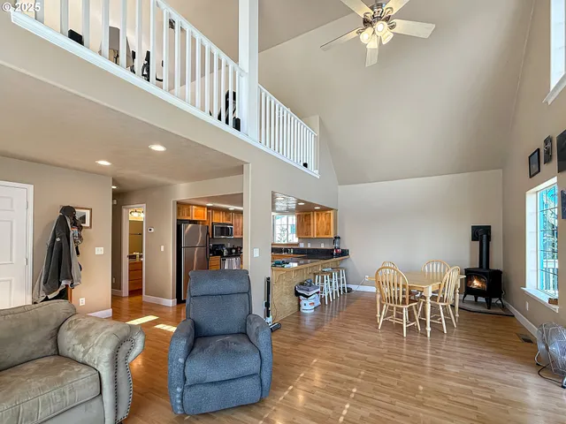 $879,000 | 322 Del Norte Lane, Brookings, OR 97415