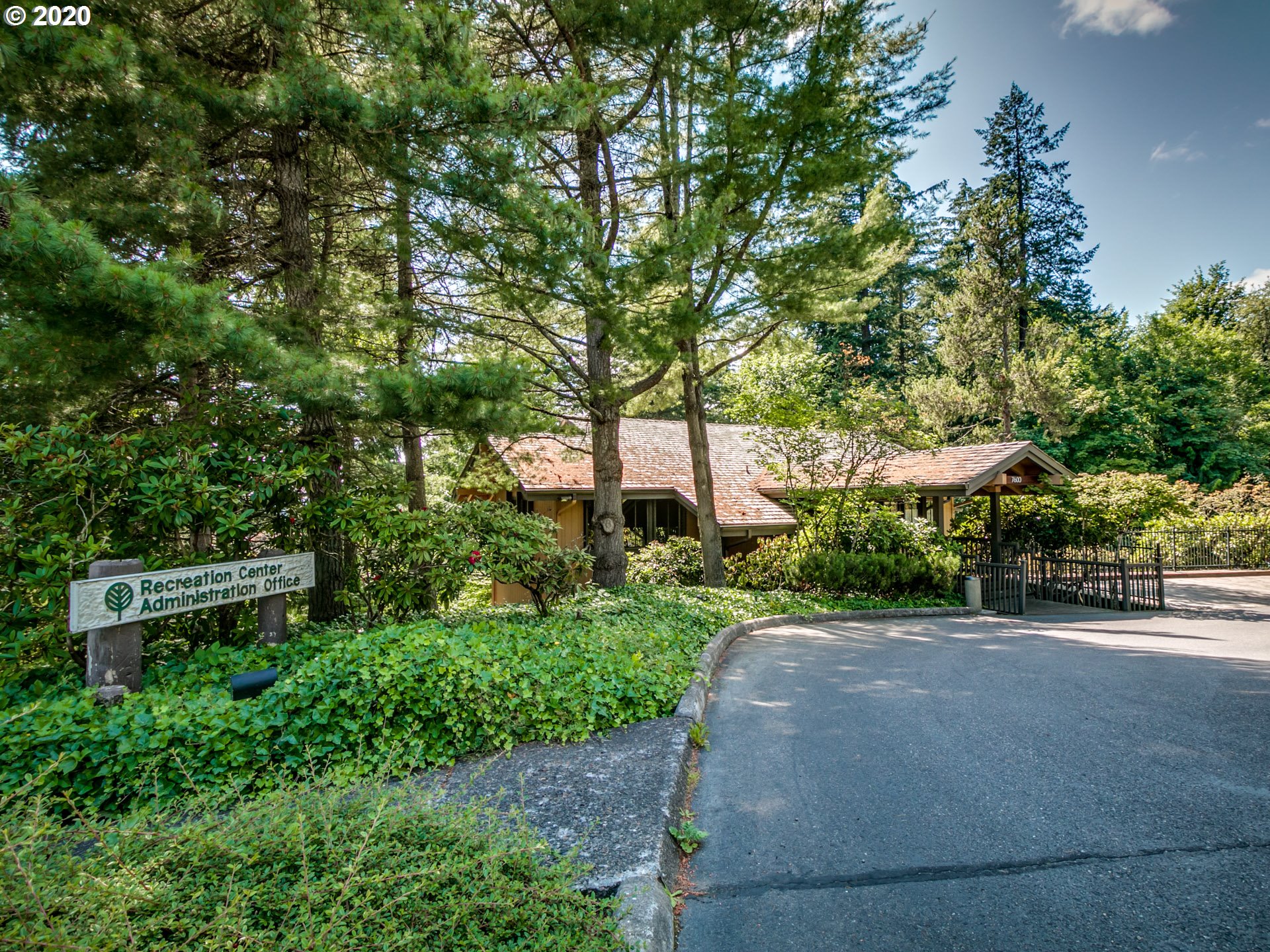 7506 Southwest Barnes Road, Unit A Portland, OR 97225 - Photo 24 of 27 Gallery Image 24