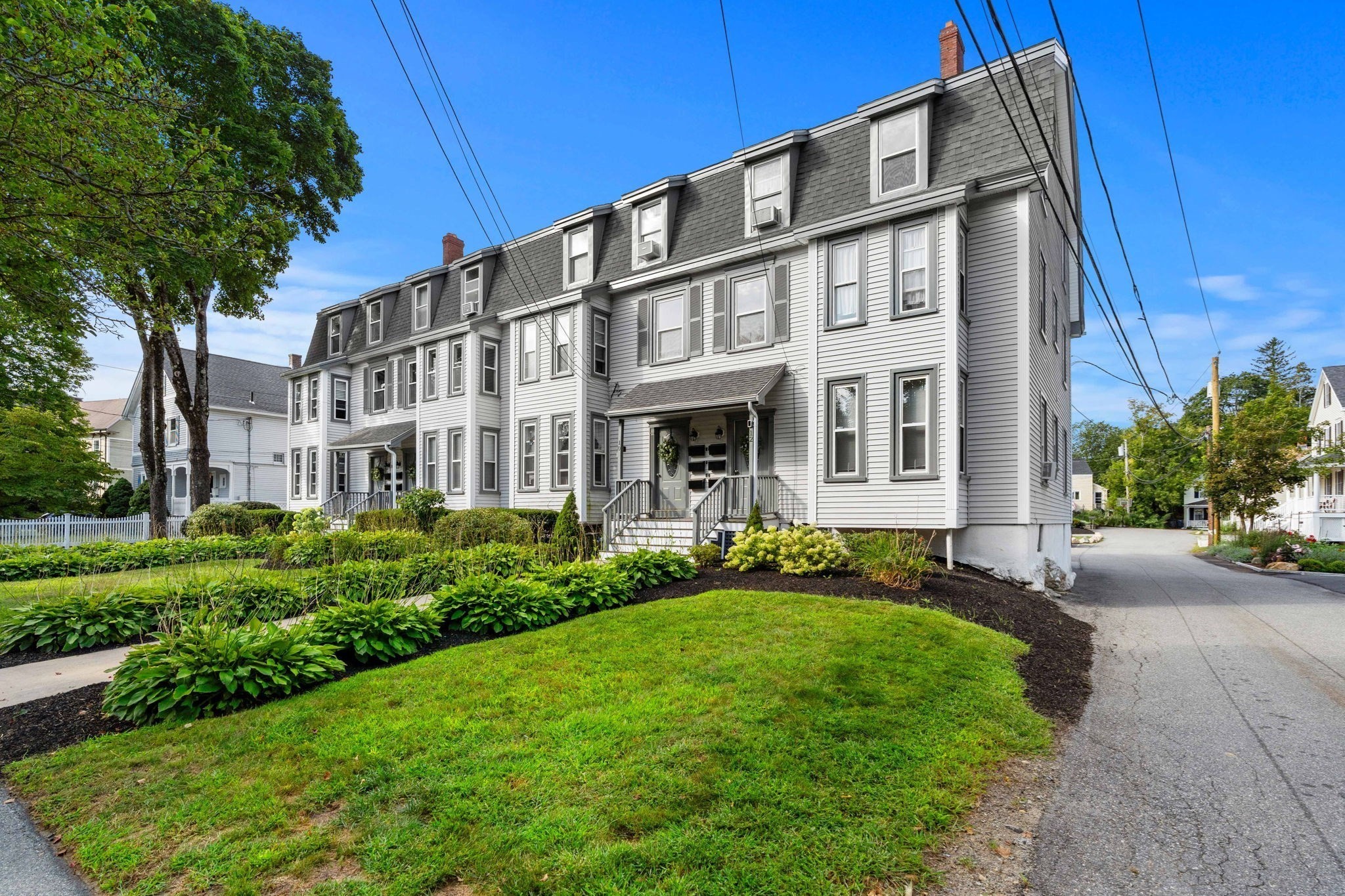 12 Maple Avenue, Unit 3 Andover, MA 01810 - Photo 1 of 17 Gallery Image 1