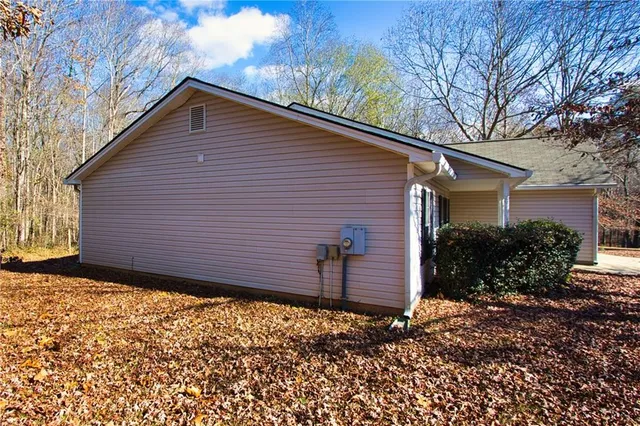 $1,900 | 2804 James Henry Drive, Dacula, GA 30019