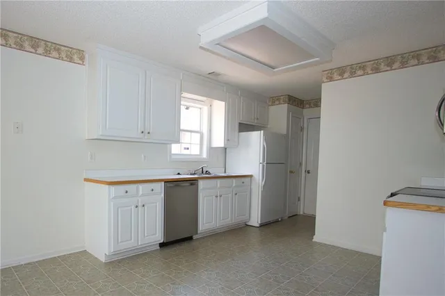 $1,900 | 2804 James Henry Drive, Dacula, GA 30019