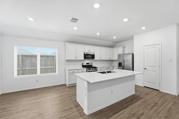 $2,300 | 14242 Walworth Crk Court, Rosharon, TX 77583