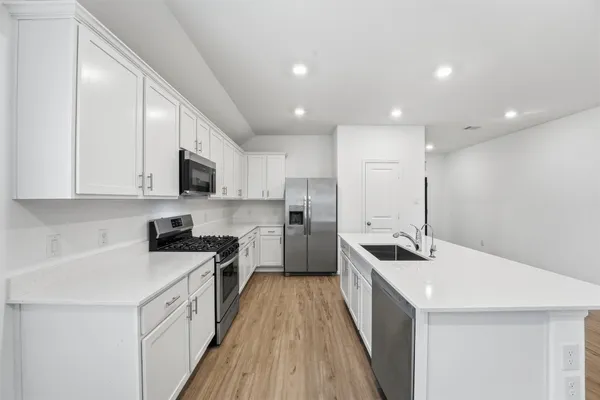 $2,300 | 14242 Walworth Crk Court, Rosharon, TX 77583
