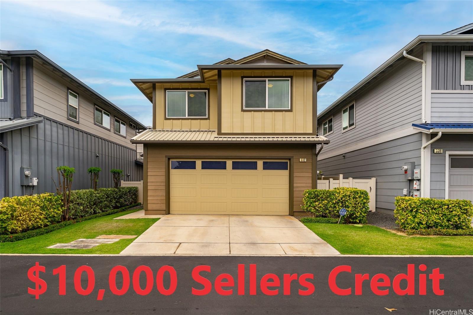 91-6221 Kapolei Parkway, Unit 332 Ewa Beach, HI 96706 - Photo 1 of 1 a front view of a house with a yard
