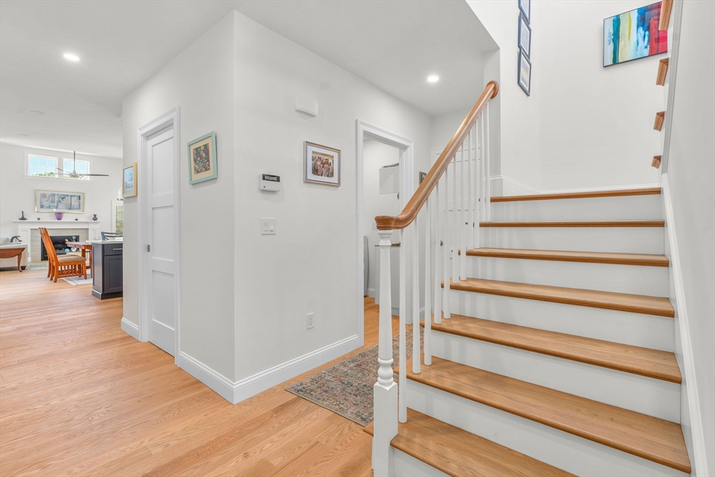 77 Cobblestone Circle Mashpee, MA 02649 - Photo 5 of 36