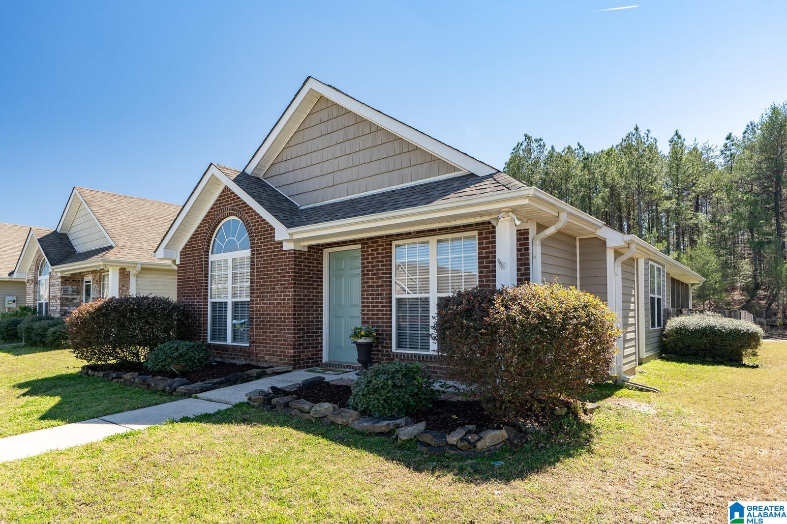 1246 Village Trail Calera, AL 35040 - Photo 2 of 27