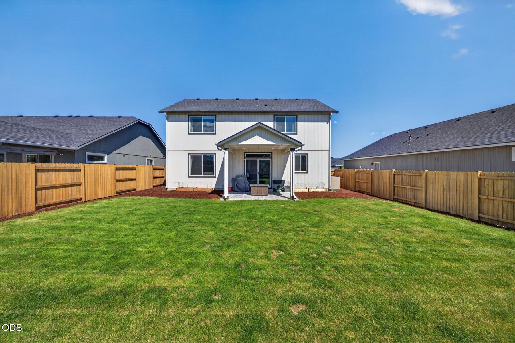 3461 Northwest 9th Street Redmond, OR 97756 - Photo 33 of 42