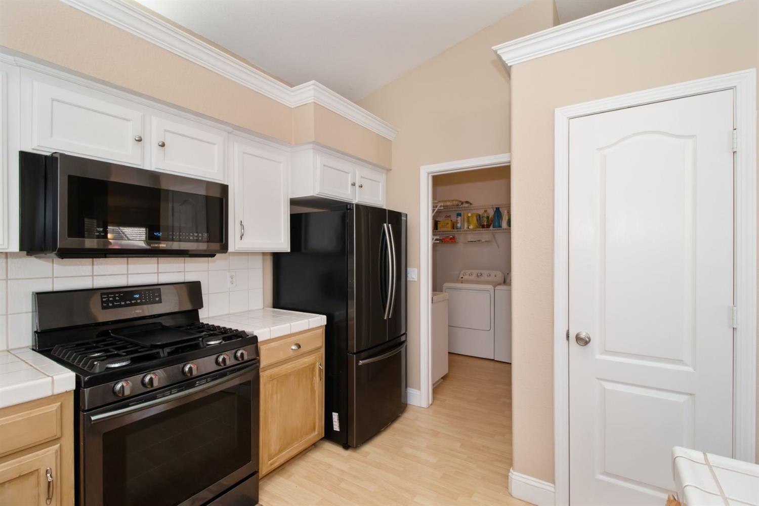 5252 West Decatur Avenue Fresno, CA 93722 - Photo 14 of 29 Gallery Image 14