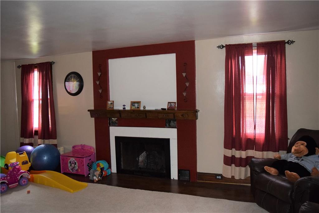 1174 Greenfield Road Mercer, PA 16137 - Photo 10 of 25