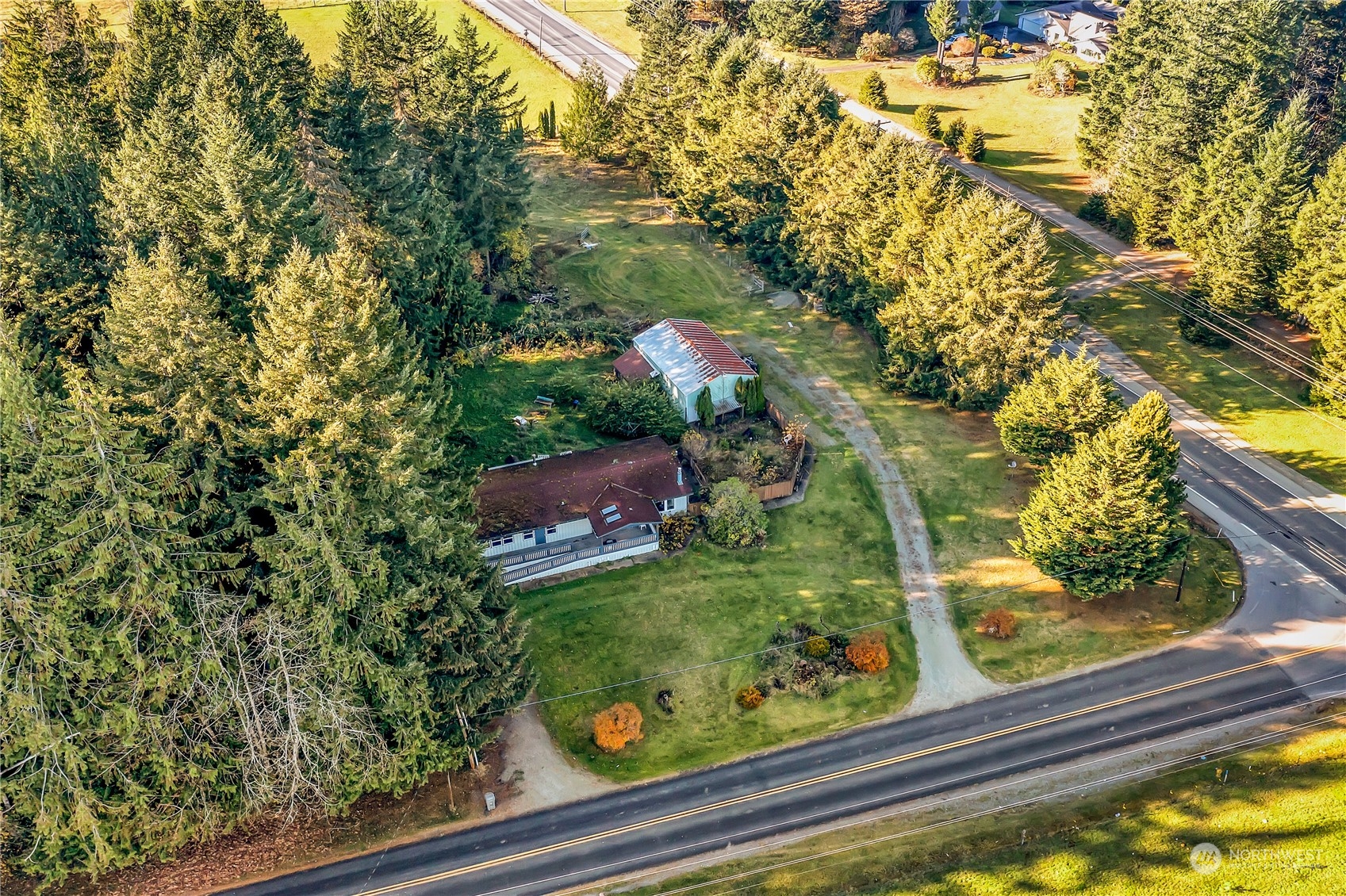 8198 Lusk Road Concrete, WA 98237 - Photo 33 of 36