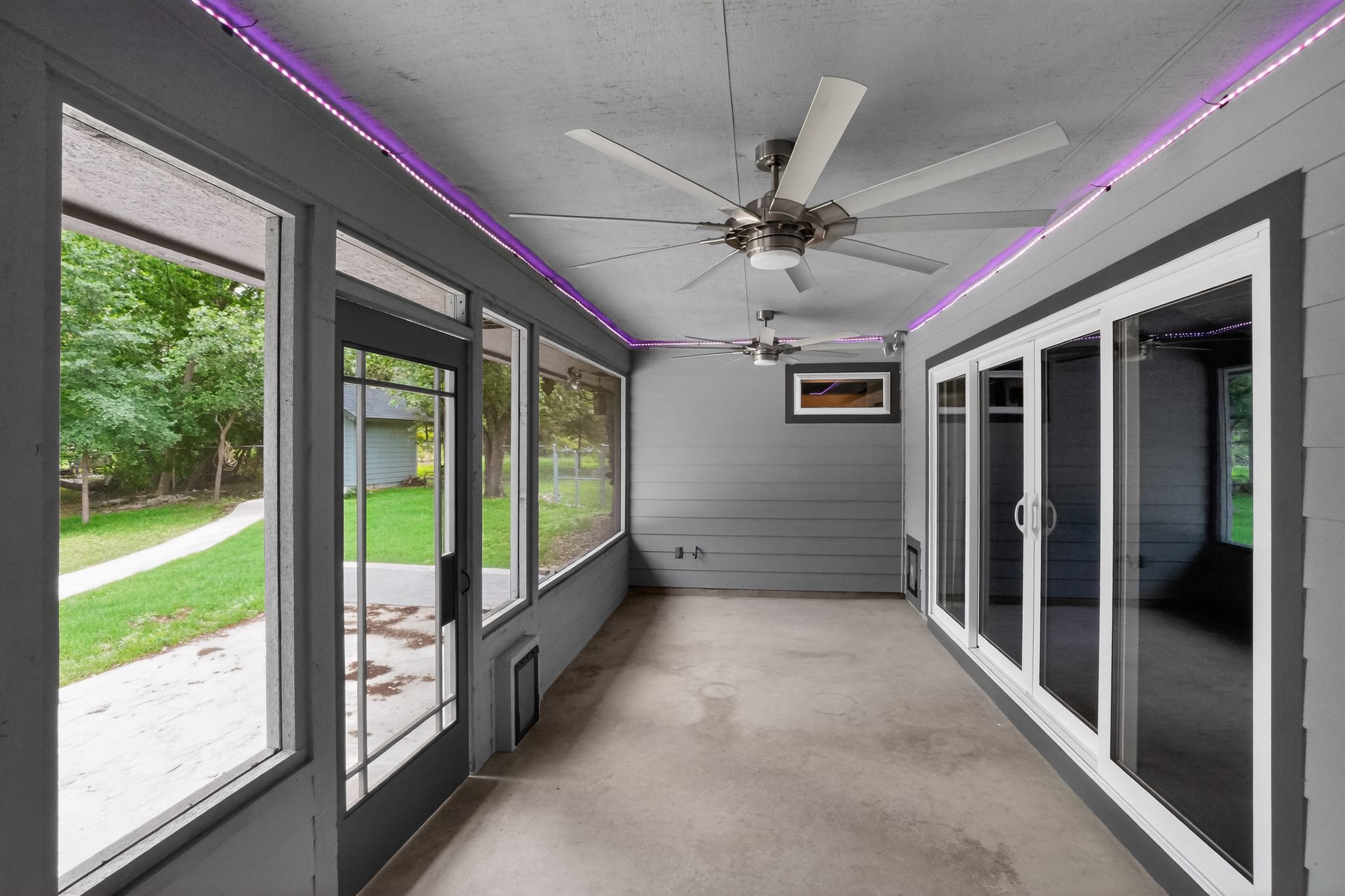 513 Meadowbrook Drive Georgetown, TX 78628 - Photo 14 of 22 a view of a porch