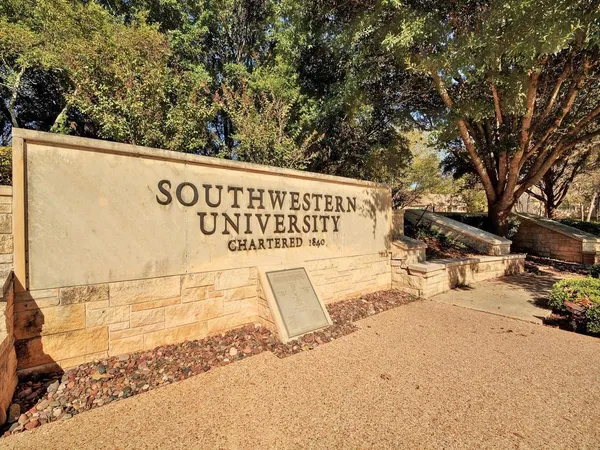 $2,350 | 513 Meadowbrook Drive, Georgetown, TX 78628