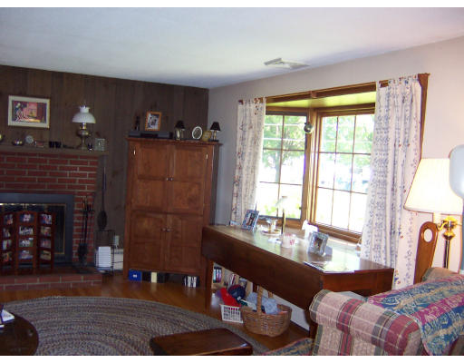 8 Sylvia Street Three Rivers, MA 01080 - Photo 5 of 9