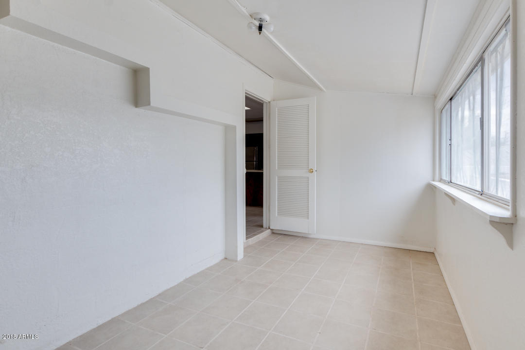 333 Danbury Road Kearny, AZ 85137 - Photo 24 of 30 Bethroom 3