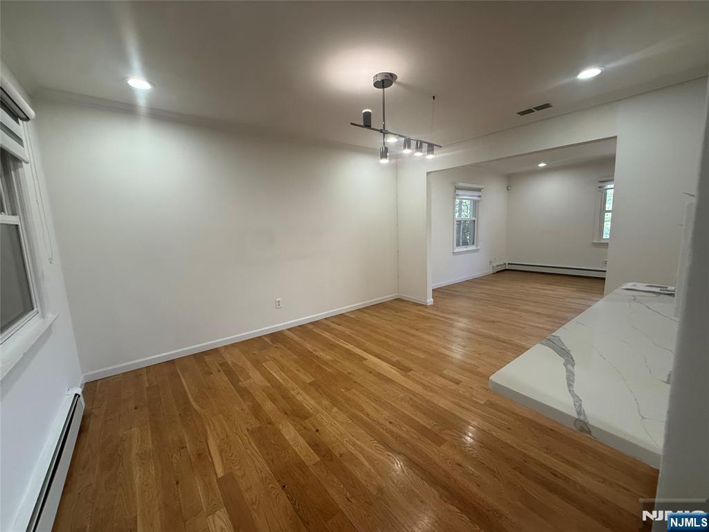 31 Hooks Lane, Unit 7 Edgewater, NJ 07020 - Photo 8 of 15