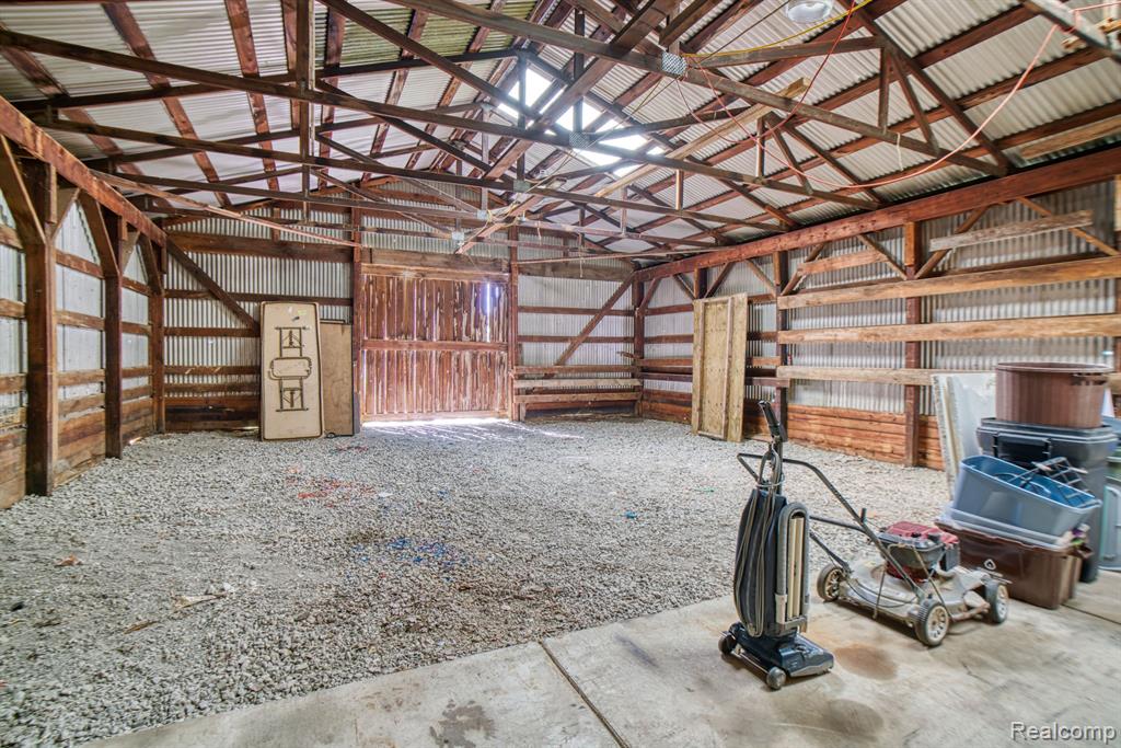 4750 North Nicholson Road Fowlerville, MI 48836 - Photo 27 of 31
