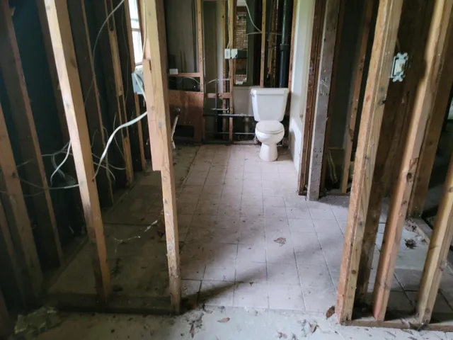 a view of walk in closet