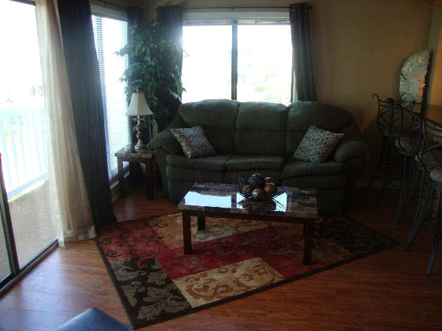497 Plantation Road, Unit 1350 Gulf Shores, AL 36542 - Photo 10 of 12 Living Room