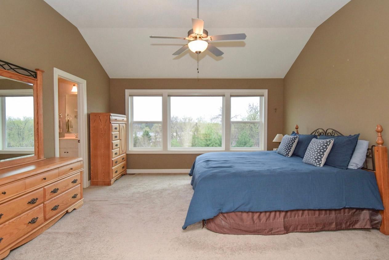359 Riverside Circle Anoka, MN 55303 - Photo 14 of 34