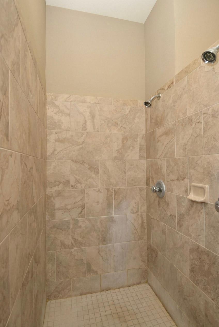 359 Riverside Circle Anoka, MN 55303 - Photo 17 of 34